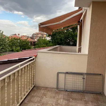 Saint Vlas Veranda * Sveti Vlas